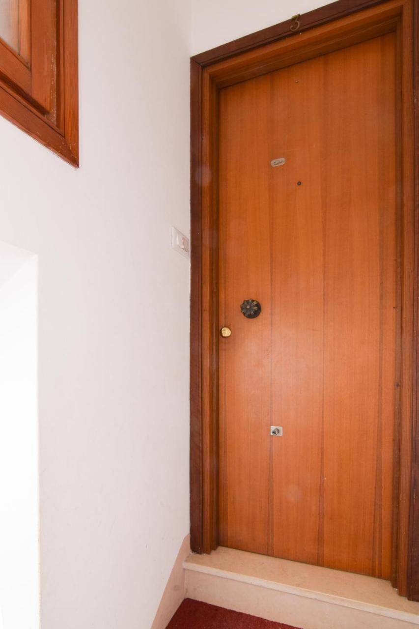 Specchieri Apartment